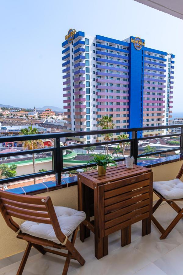 Modern 2-Bedroom Apartment With Stunning View Адехе Екстер'єр фото